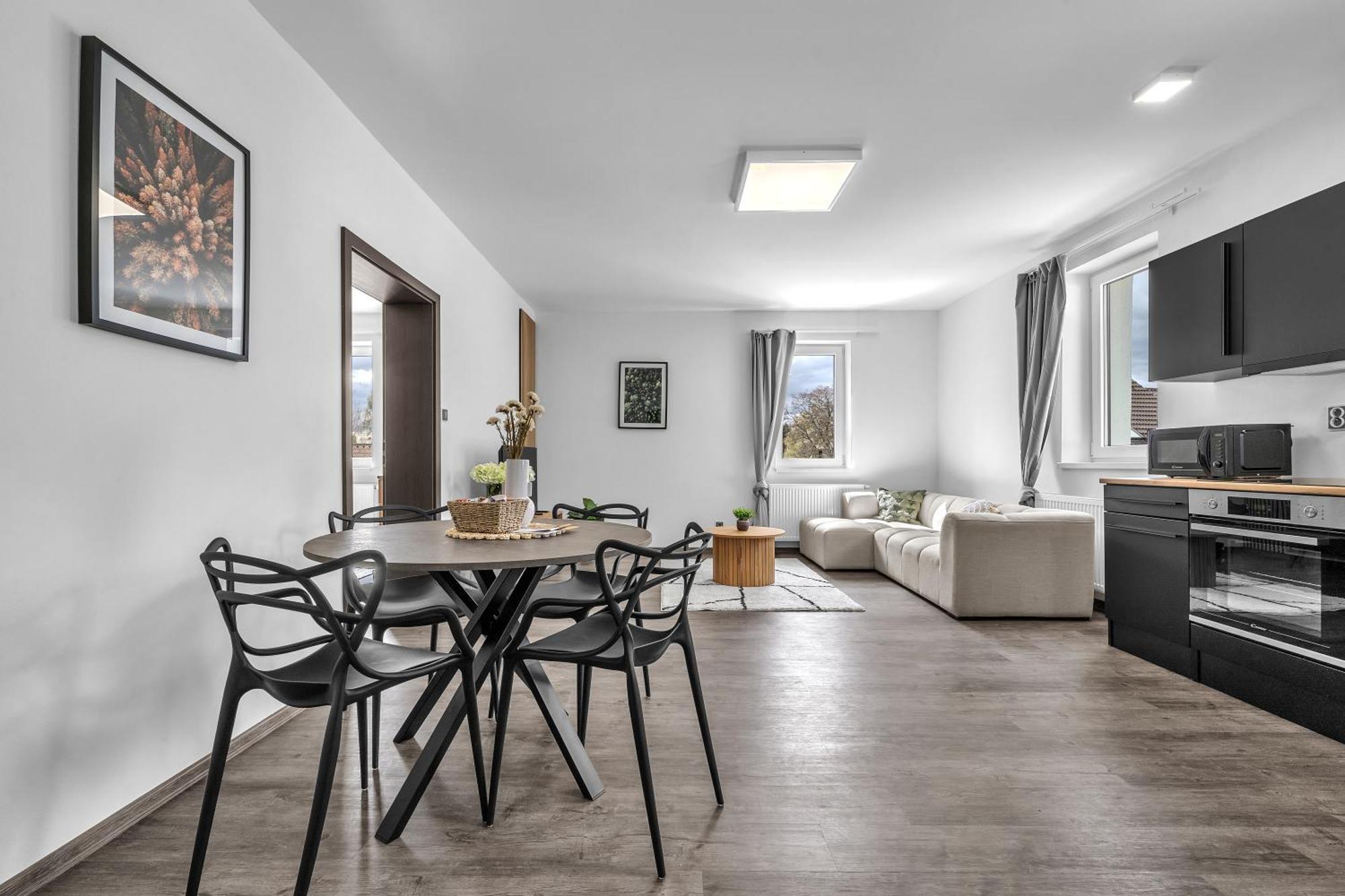 Hotel U Krale Jiriho Stráž pod Ralskem Kültér fotó